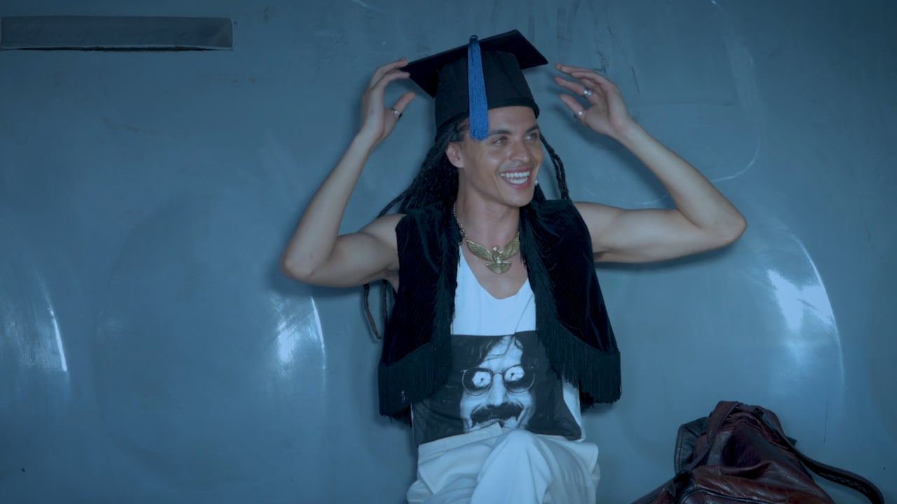 Still from RICHFIELD Imfundo Iyagezana — TV commercial by MUTI FILMS directed by Guto Bussab