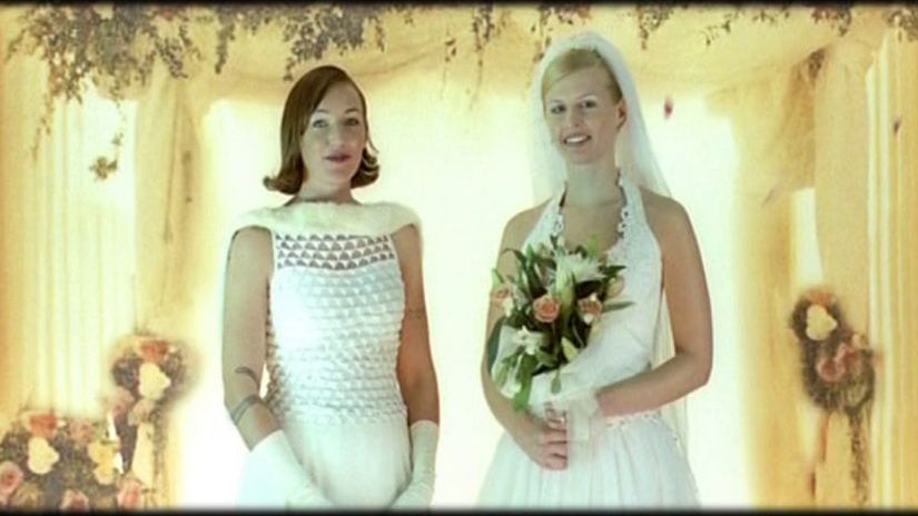 Still from Sunday Independent Balance — TV commercial by MUTI FILMS directed by Guto Bussab
