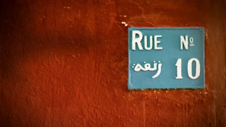 Still from WESTERN UNION Jump — TV commercial by MUTI FILMS directed by Guto Bussab